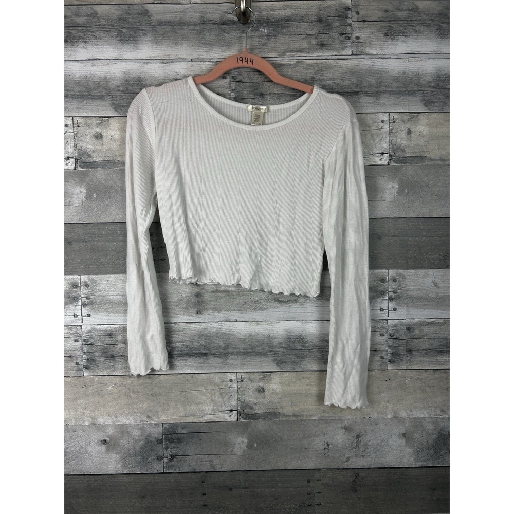 Bozzolo Juniors White Medium Cropped Long Sleeve Waffle Knit Blouse